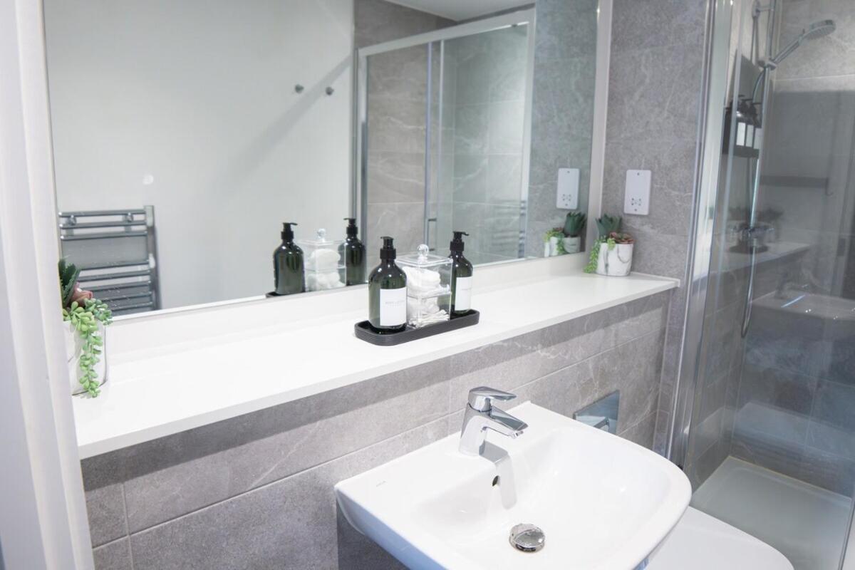 Luxury Mcr 2Bed,2Bath Apartment- Central Location! 曼彻斯特 外观 照片